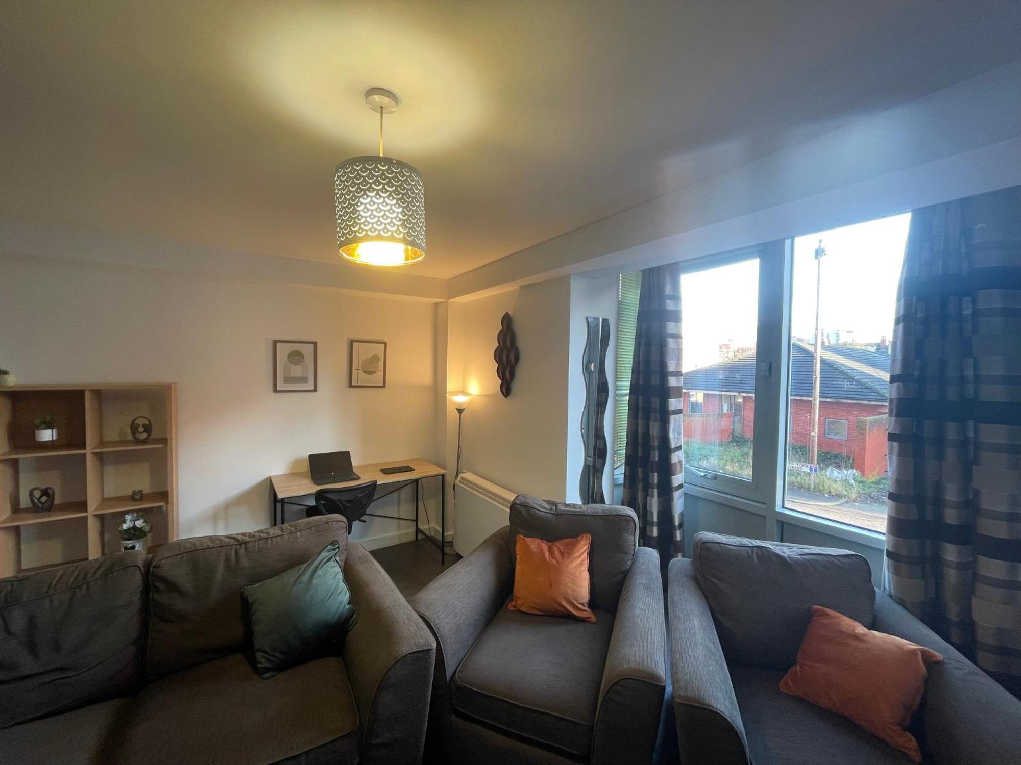 Business & Leisure City Centre 2 Bed En-Suite Apartment With Free Parking And Netflix Κόβεντρι Εξωτερικό φωτογραφία